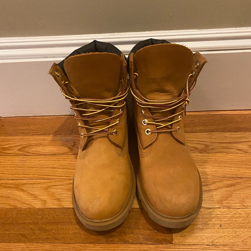 Men’s Timberland Boots, Size 7.5